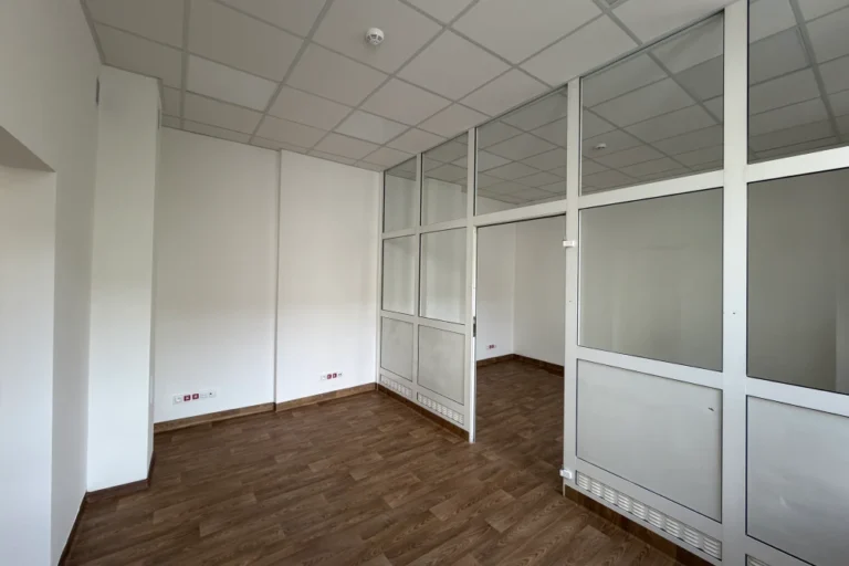 Adaptacja archiwum na powierzchnię biurową – WSSE Wrocław